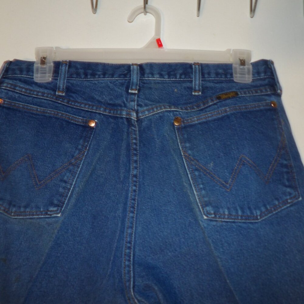 Wrangler Premium Straight Leg Jeans Sz 38 X 31 - Picture 4 of 6